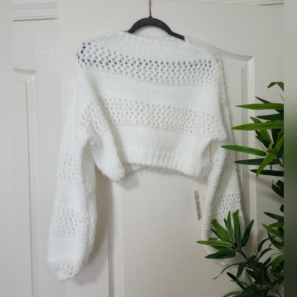 Cupshe x Jojo White Soft Snow Fuzzy Cutout Knit Sweater - Picture 2 of 5